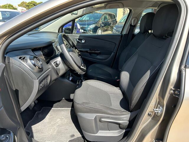 RENAULT CAPTUR ZEN 1.2 TCE AUTO SPANISH LHD IN SPAIN 90000 MILES SUPERB 2015